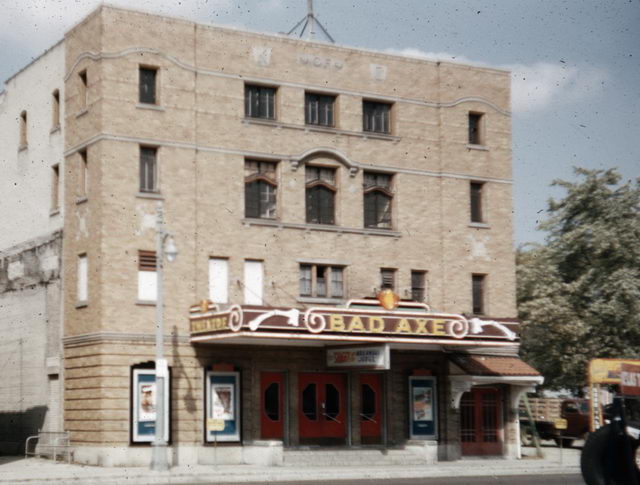 Bad Axe Theatre - Bad Axe Theatre September 1948 From A S Al Johnson (newer photo)